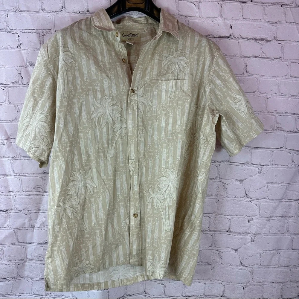 cooke street honolulu hawaiian camp shirt sz XL ukulele palm tree pattern